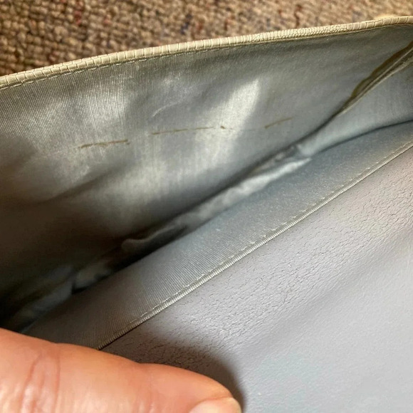 VTG Y2K Genuine Leather Made in Korea Snake Print Crossbody Bag Silver Color - Picture 10 of 12